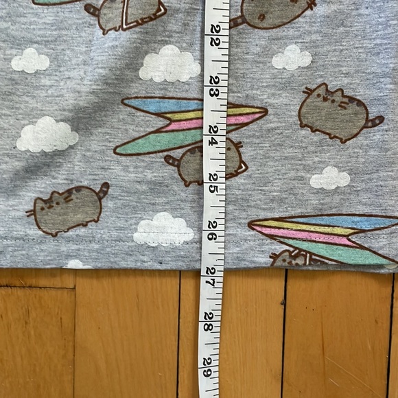 Pusheen tank top - Picture 6 of 7
